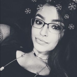 Meet your Posher, Alyssa